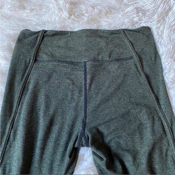 ◾️Free People Movement Capri Workout Legging With Mesh Cut Out Leg - Picture 3 of 5